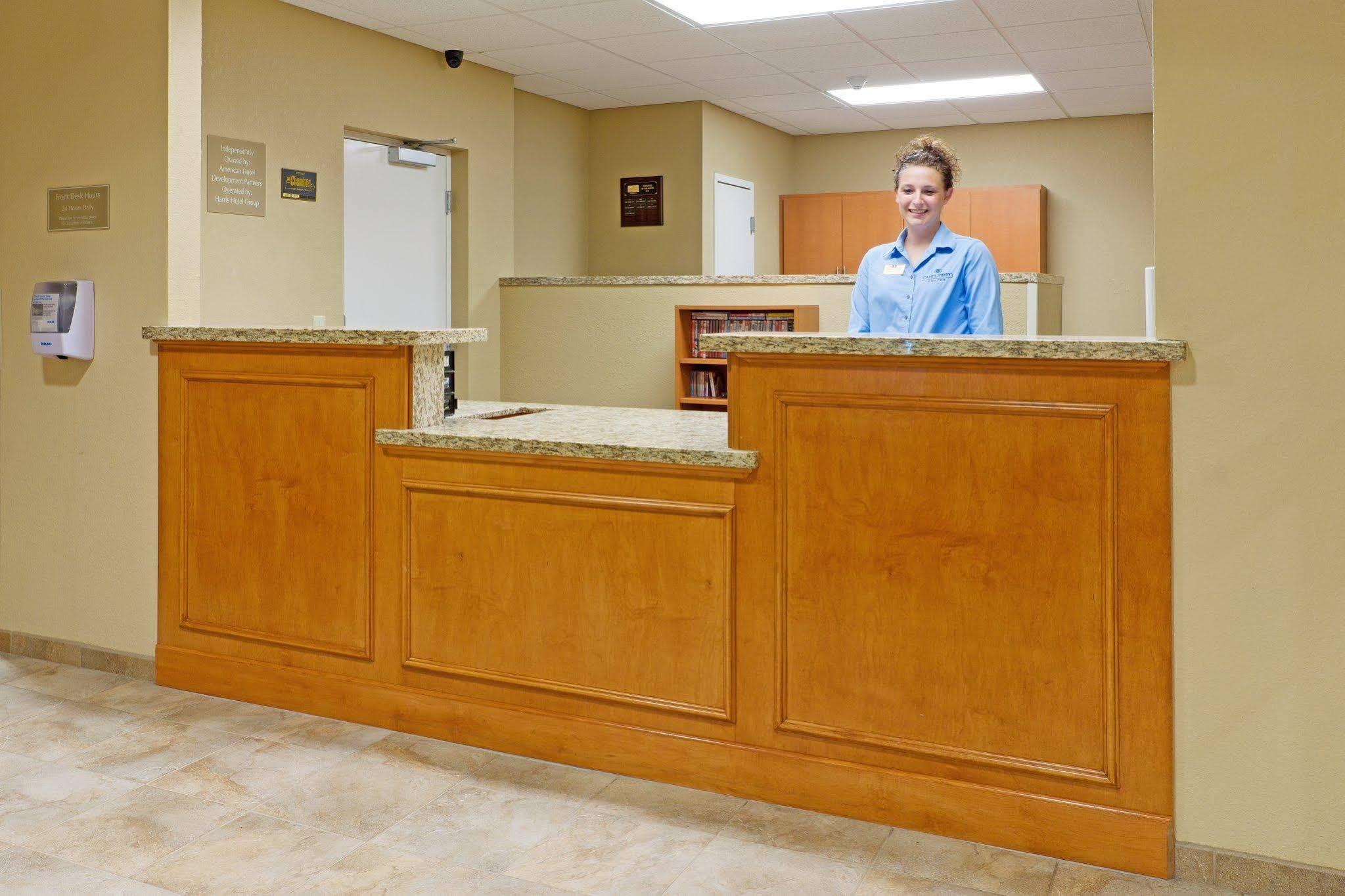 Candlewood Suites Hazleton By Ihg Экстерьер фото