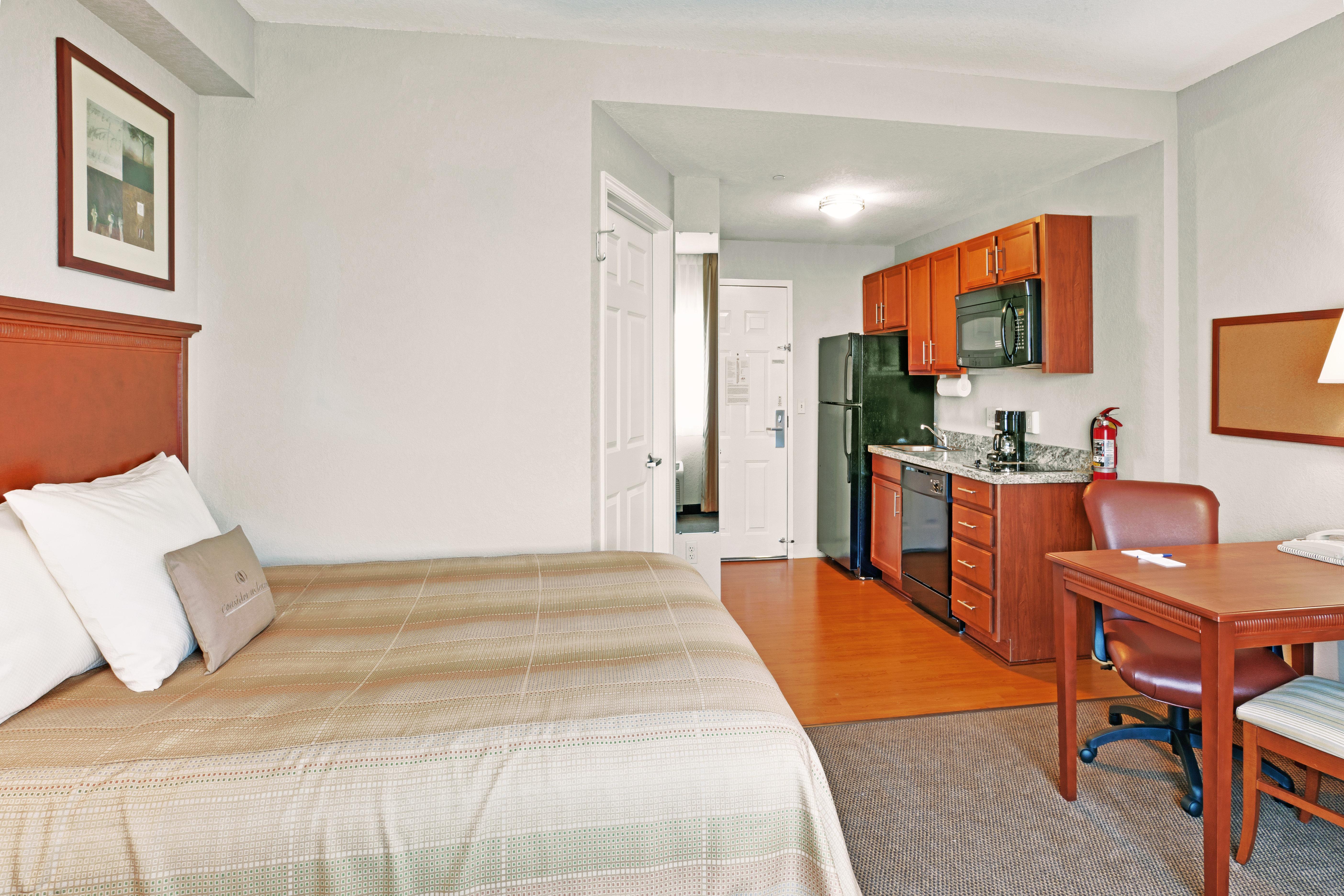Candlewood Suites Hazleton By Ihg Экстерьер фото